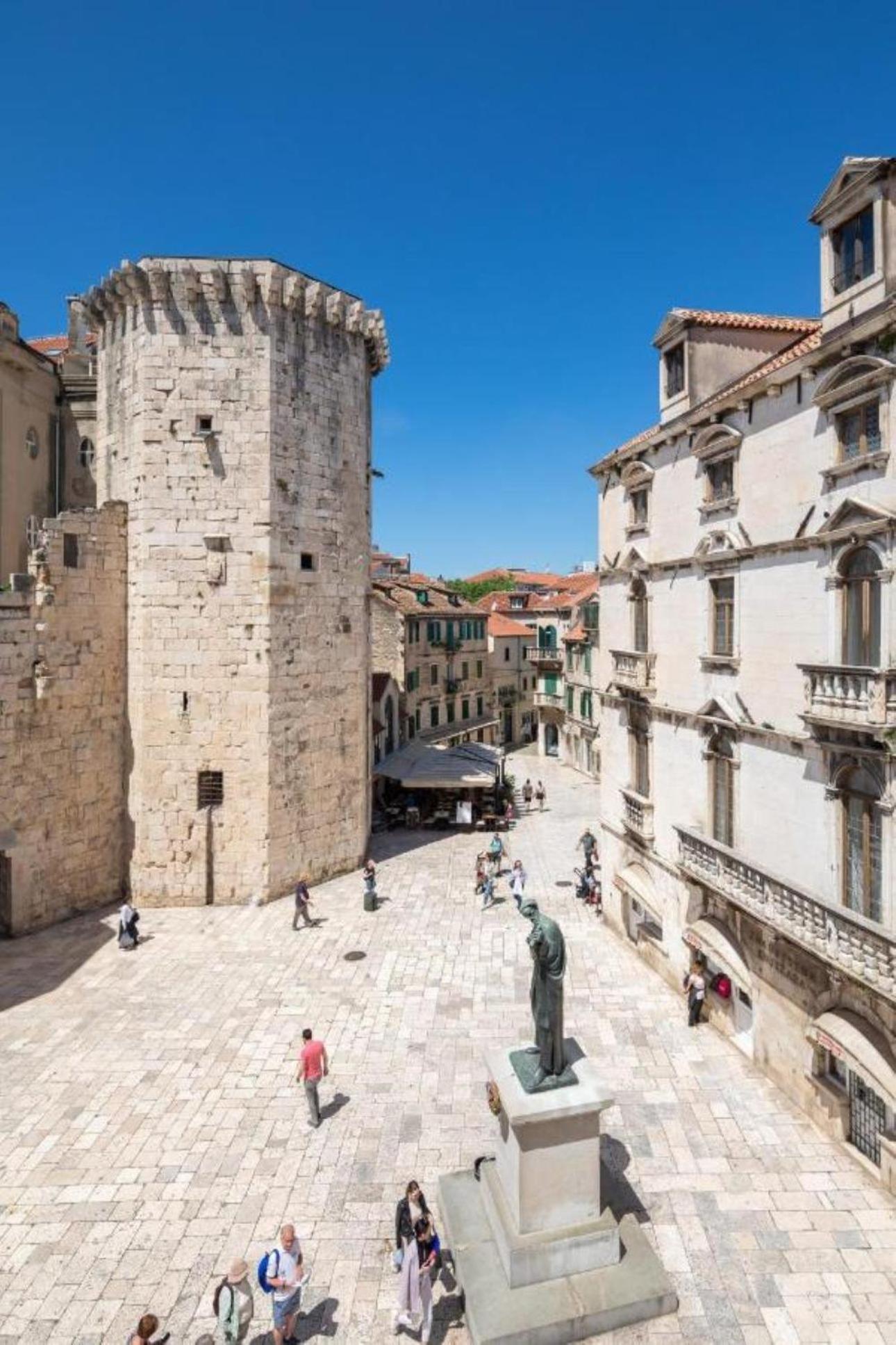 Stone Pearl Heritage Luxury Suite Split Exterior foto